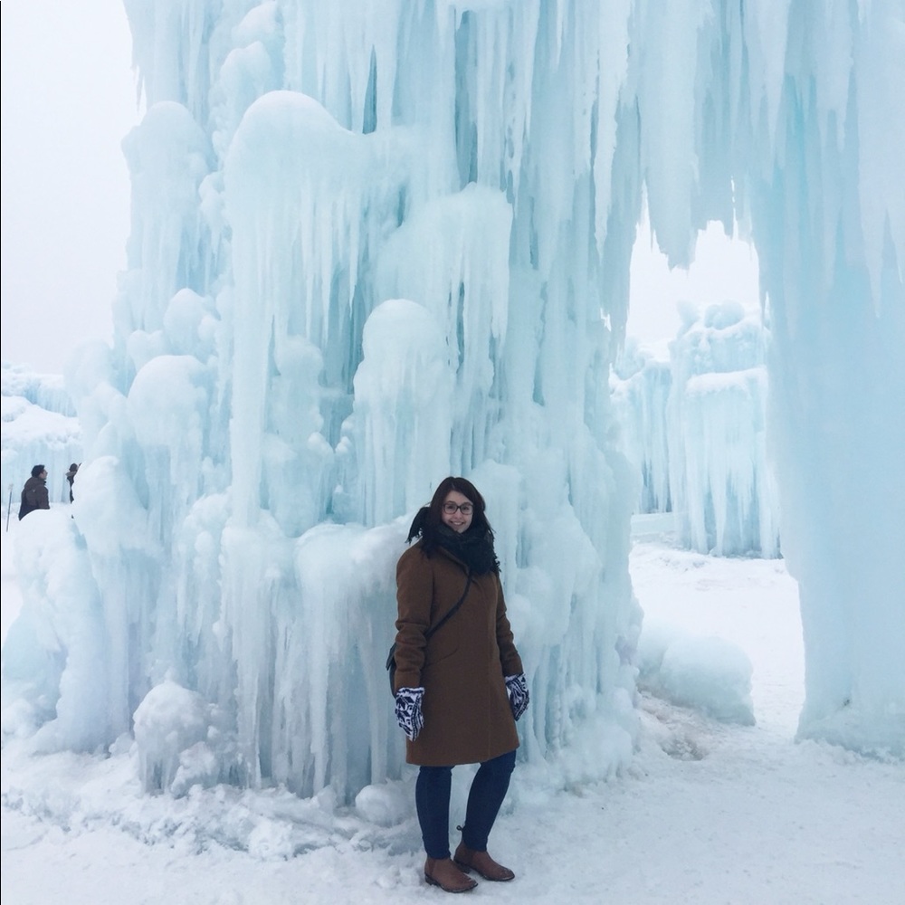 Meet your Posher, Sydney